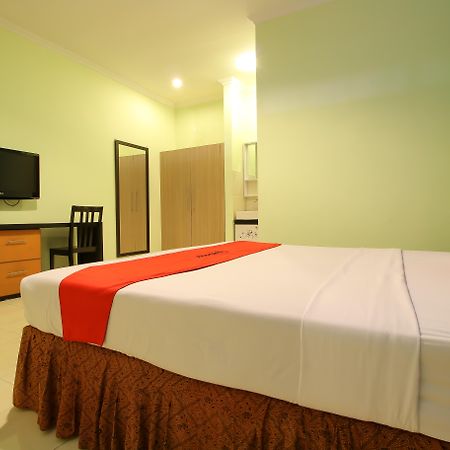 Reddoorz Plus @ Taman Siswa 2 Yogyakarta Exterior foto